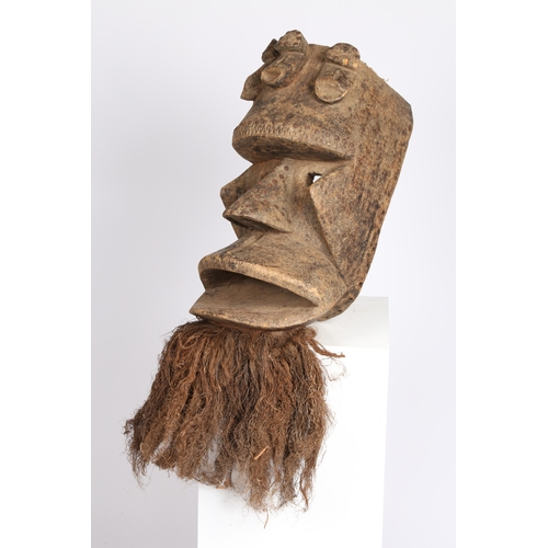 48 - A EXTREMELY LARGE DAN KRAN MASK, LIBERIA. second third of the 20th century, having a carved wood and... 