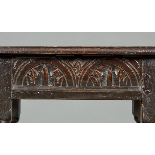 10 - A BOLD CHARLES I OAK JOINED STOOL, GLOUCESTERSHIRE, CIRCA 1630-1640. The rectangular six peg top wit... 