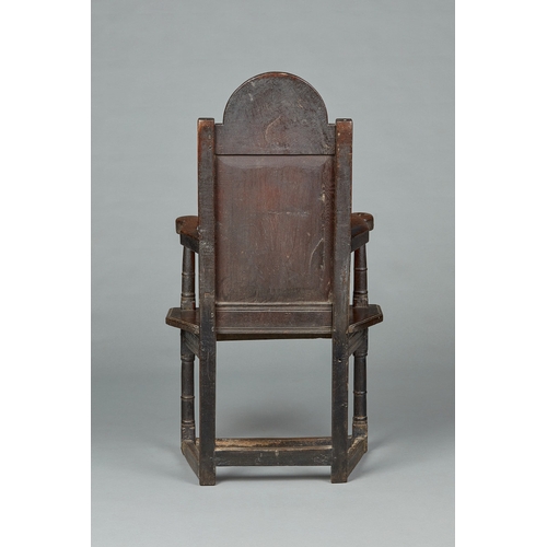 110 - A FINE AND RARE ELIZABETHAN OAK CAQEUTEUSE ARMCHAIR, BECKHAM WORKSHOP, SALISBURY, CIRCA 1580-1600. T... 