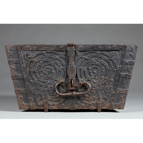 114 - A RARE AND DOCUMENTED TUDOR IRON BOUND OAK TRAPEZIUM SHAPED STRONG BOX, ANGLO/FLEMISH, CORBY CASTLE,... 