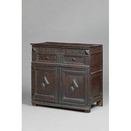 15 - A RARE ELIZABETHAN OAK BOX TOP CABINET OF DRAWERS, WEST COUNTRY, EXETER, CIRCA 1580-1600. A rare and... 