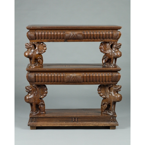 32 - A RARE ELIZABETHAN OAK THREE TIER BUFFET WITH QUADRUPLE GRIFFIN SUPPORTS, HOME COUNTIES, CIRCA 1570-... 