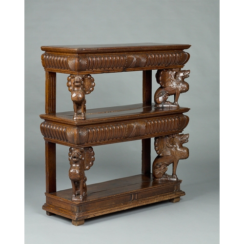 32 - A RARE ELIZABETHAN OAK THREE TIER BUFFET WITH QUADRUPLE GRIFFIN SUPPORTS, HOME COUNTIES, CIRCA 1570-... 