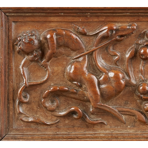 35 - A VERY HIGH-QUALITY RENAISSANCE FONTAINEBLEAU WALNUT BOX, FRENCH, LYON, CIRCA 1540-1550. The deep ... 