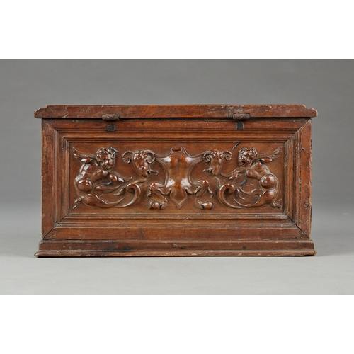 35 - A VERY HIGH-QUALITY RENAISSANCE FONTAINEBLEAU WALNUT BOX, FRENCH, LYON, CIRCA 1540-1550. The deep ... 