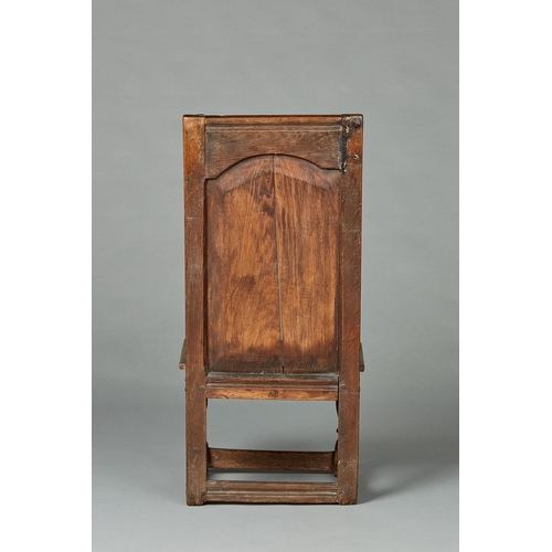 39 - A RARE AND UNUSUAL ELIZABETHAN OAK LOW SEATED BACKSTOOL CHILDS CHAIR, ENGLISH, CIRCA 1580-1600. With... 