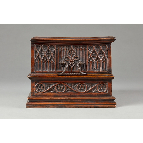 67 - AN EXCEPTIONAL GOTHIC WALNUT TRACERY CARVED DOCUMENTS BOX, SPANISH, CIRCA 1470-1500. Rare Gothic Wal... 