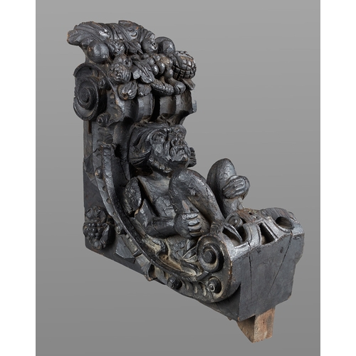 73 - A PAIR OF ELIZABETH I OAK CORBELS CARVED WITH GROTESQUE SATYRS, CIRCA 1580-1600. Originally Jetty su... 