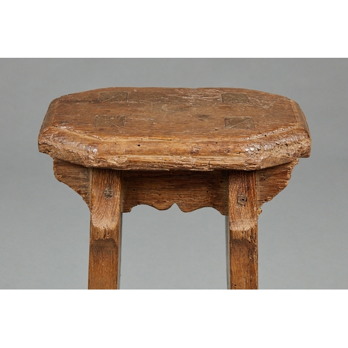 74 - A RARE, IMPORTANT AND PROVENANCED PLANTAGENET GOTHIC OAK BOARDED STOOL, ROUS LENCH COURT, CIRCA 1460... 