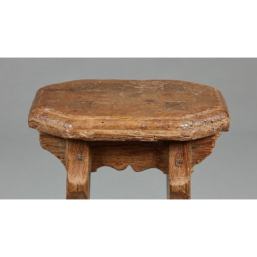 74 - A RARE, IMPORTANT AND PROVENANCED PLANTAGENET GOTHIC OAK BOARDED STOOL, ROUS LENCH COURT, CIRCA 1460... 