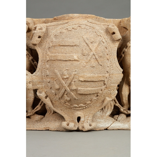 85 - AN IMPORTANT AND DOCUMENTED TUDOR HAMSTONE COAT OF ARMS, OF ROBERT MARTYN AND ELIZABETH KELWAY OF AT... 