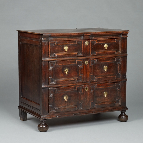 9 - A CHARLES II OAK GEOMETRIC MOULDED CHEST OF DRAWERS, CIRCA 1670-1680. The chest of drawers of smalle... 