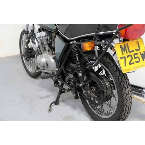 205 - 1980 Suzuki GS250  //  Registration Number: MLJ 725W / Frame Number: 710071 / Engine Number: 136809 ... 