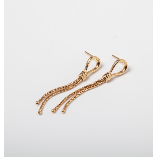 68 - A 9CT GOLD DROP EARRINGS A pair of double chain drop dangle earrings crafted in 9ct yellow gold weig... 