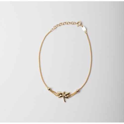 104 - A 14CT AND SILVER BONDED DRAGONFLY BRACELET A 22cm long dragonfly bracelet crafted in 1/10 14ct gold... 