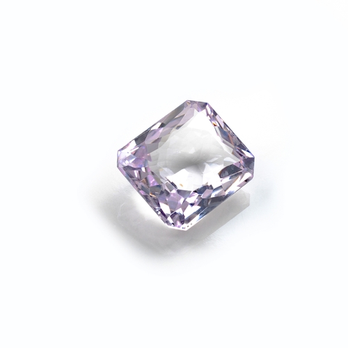 447 - AN OCTAGONAL MIXED-CUT KUNZITE