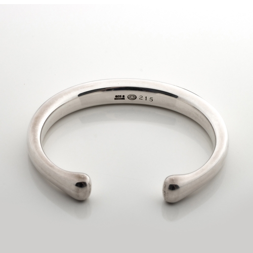 486 - A SILVER CUFF BANGLE, DESIGNED BY FLEMMING ESKILDSEN FOR GEORG JENSEN, DENMARK