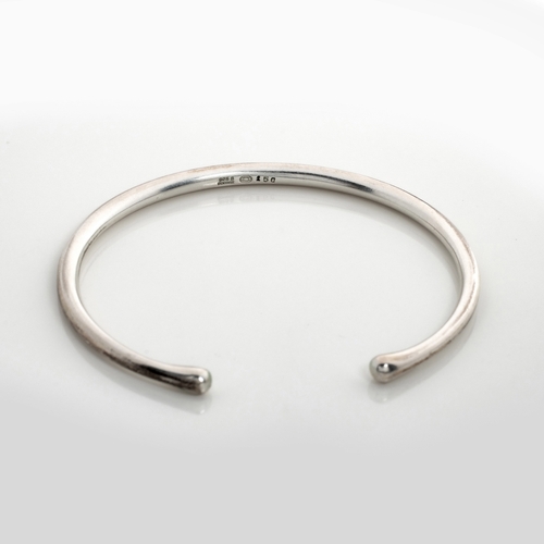 487 - A SILVER CUFF BANGLE, DESIGNED BY FLEMMING ESKILDSEN FOR GEORG JENSEN, DENMARK