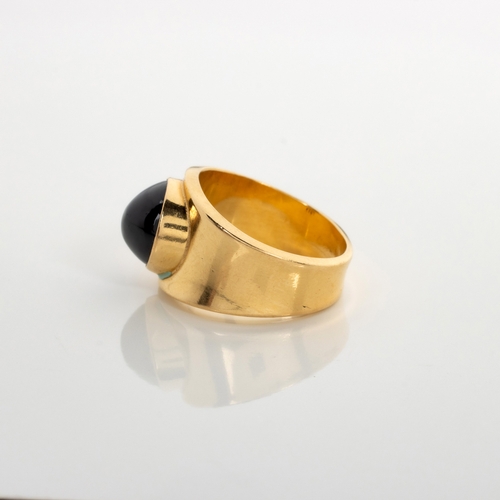 497 - AN 18CT GOLD AND GEM-SET RING, DESIGNED BY POUL HANSEN FOR GEORG JENSEN, DENMARK