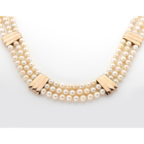 515 - A PEARL CHOKER NECKLACE