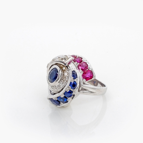 518 - A SAPPHIRE, RUBY AND DIAMOND RING