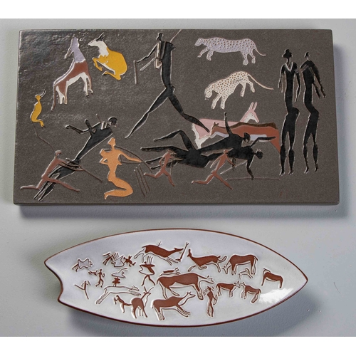 592 - A KALAHARI WARE WALL PLAQUE