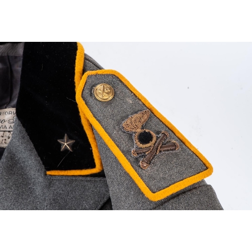 367 - A WWII ITALIAN ARTILLERY OFFICERS UNIFORM