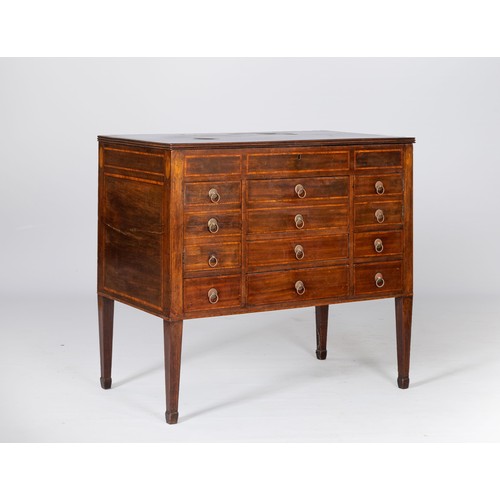 132 - AN EDWARDIAN MAHOGANY GENTLEMAN'S DRESSING CHEST-OF-DRAWERS