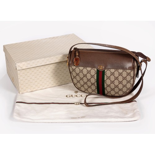 772 - A VINTAGE GUCCI MONOGRAM CANVAS CROSSBODY BAG