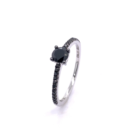 220 - SOLITAIRE BLACK DIAMOND RING WITH BLACK DIAMOND SIDE STONES