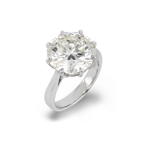 221 - ROUND BRILLIANT CUT SOLITAIRE DIAMOND RING