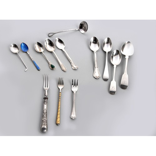 1165 - A MISCELLANEOUS GROUP OF SILVER FLATWARE