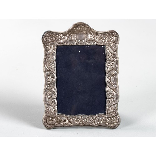 1161 - AN ELIZABETH II SILVER PICTURE FRAME, MAKER'S MARK INDISTINCT, SHEFFIELD, 2002