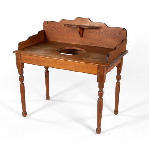 89 - AN OREGON PINE WASHSTAND