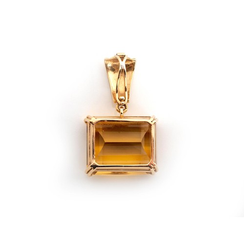 613 - A CITRINE CLIP-OVER PENDANT