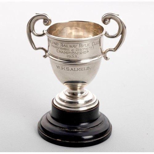 1133 - A GEORGE V SILVER TROPHY CUP, SYDNEY AND CO, BIRMINGHAM, 1922