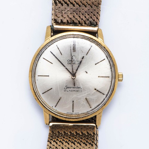 1009 - A GENTLEMAN'S OMEGA SEAMASTER WRISTWATCH