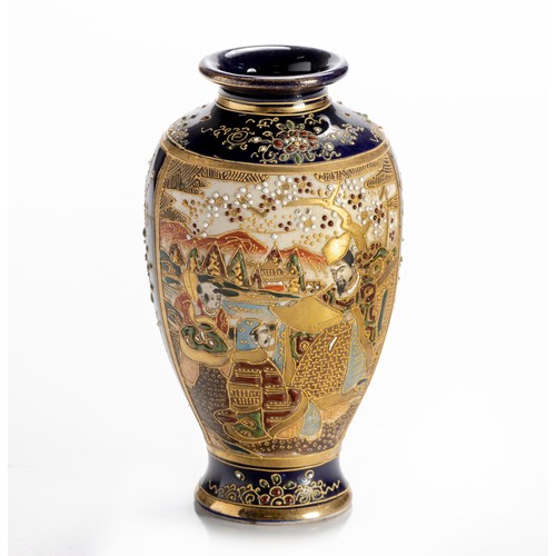 665 - A JAPANESE SATSUMA VASE, MEIJI PERIOD, 1868 - 1912