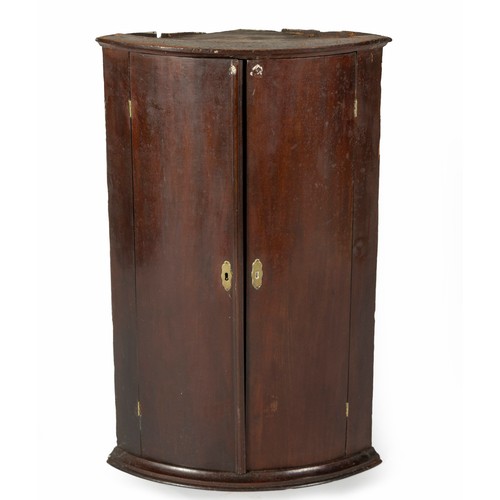 423 - A MAHOGANY HANGING CORNER CUPBOARD, 19TH CENTURY