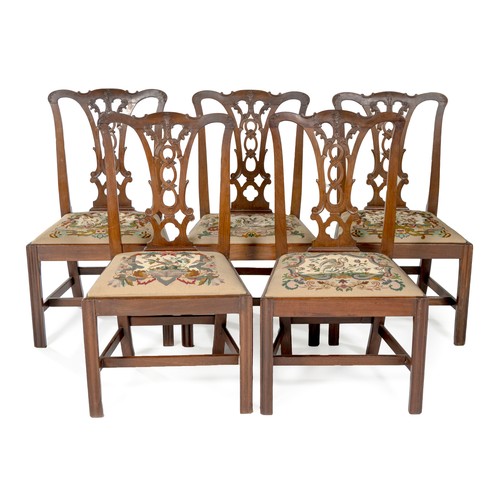 409 - FIVE GEORGIAN STYLE SIDE CHAIRS, 19TH CENTURY