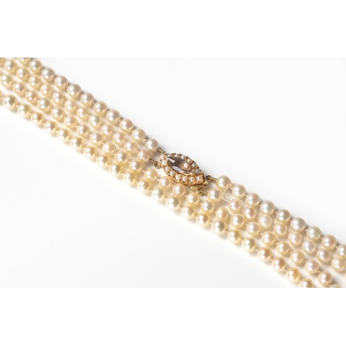 891 - AN OPERA-LENGTH PEARL NECKLACE