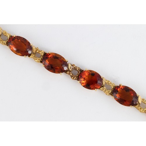 917 - A CITRINE BRACELET