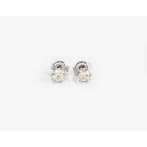 929 - A PAIR OF DIAMOND EAR STUDS