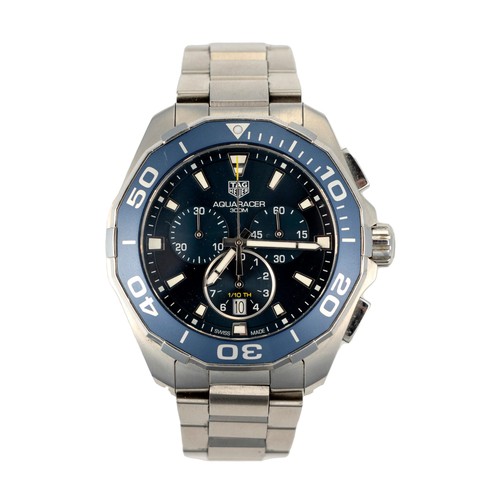 1087 - A GENTLEMAN'S STAINLESS-STEEL WRISTWATCH, TAG HEUER AQUA RACER CHRONOGRAPH