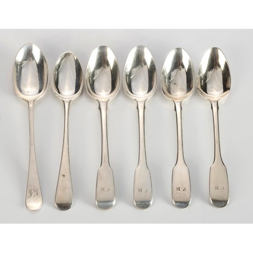 693 - A PAIR OF GEORGE IV SILVER FIDDLE-PATTERN TEASPOONS, RICHARD BRITTEN, LONDON, 1829