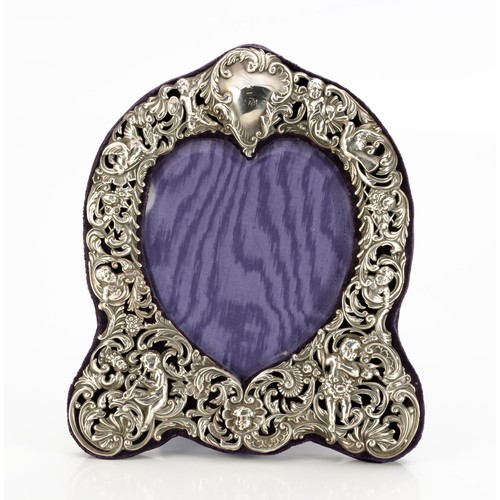 705 - A VICTORIAN SILVER FRAME, WILLIAM COMYNS, LONDON, 1894