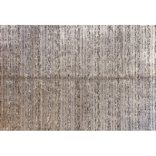 111 - A MODERN RUG286 by 189cm