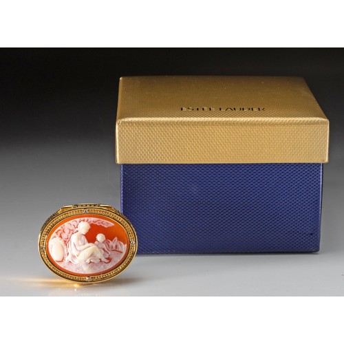 22 - AN ESTEE LAUDER SOLID PERFUME COMPACT, CAMEO, 1998