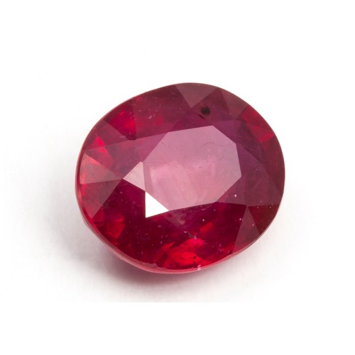 423 - AN OVAL BRILLIANT CUT RUBY 2,98 CARATS