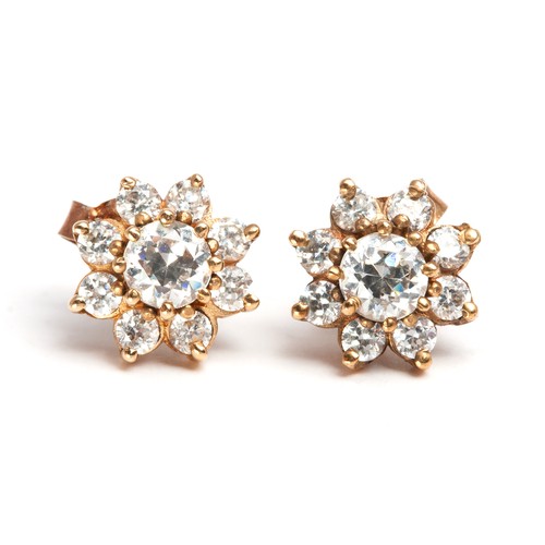 102 - A PAIR OF DIAMOND EARRINGS